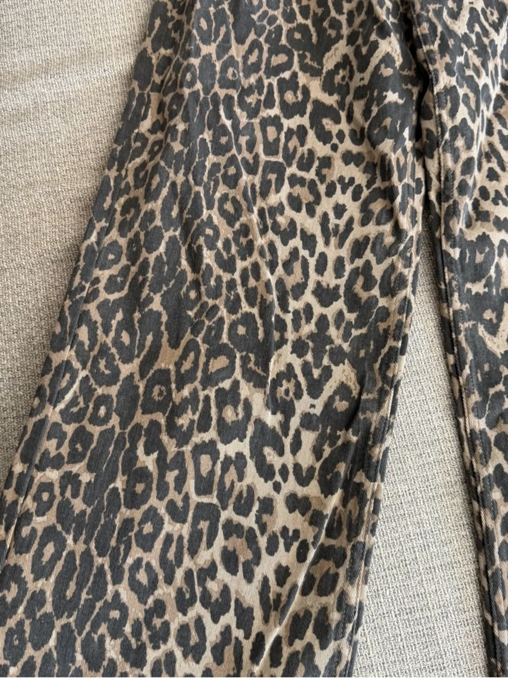NWT Cheetah Print Wide Leg Jeans - Picture 5 of 9